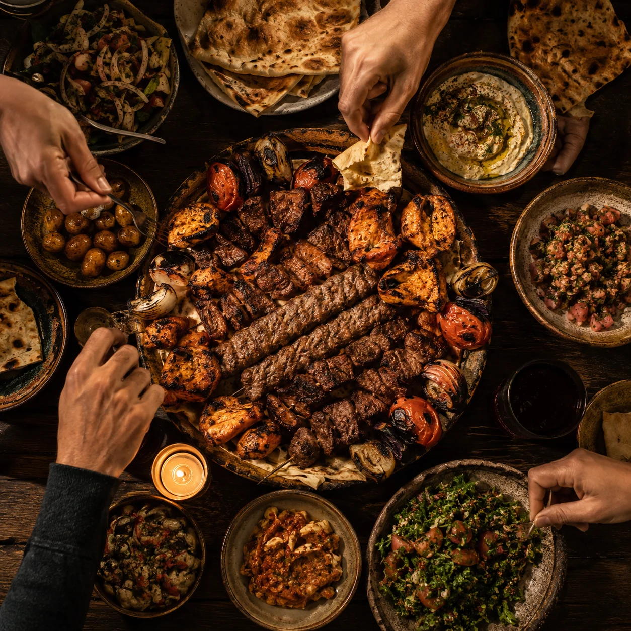 لمّة عراقية حول السفرة